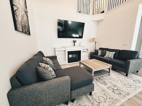 Mountain Ridge Retreat