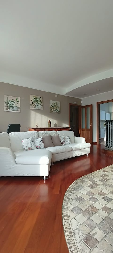 Humanitas - Casa Vanessa Apartment in Villa