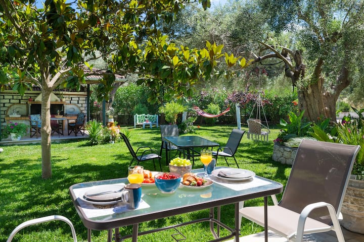 Olia Cozy Apartment - Leucade