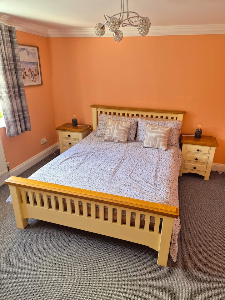 Schlafzimmer 4
