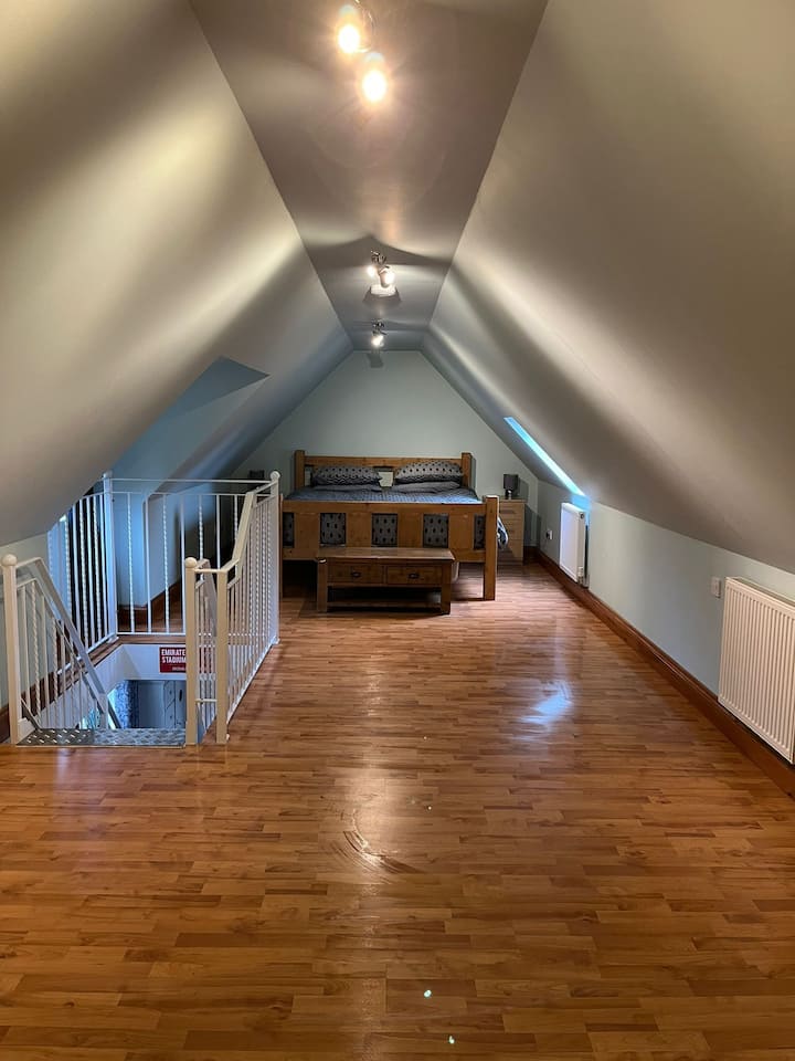 Schlafzimmer 6