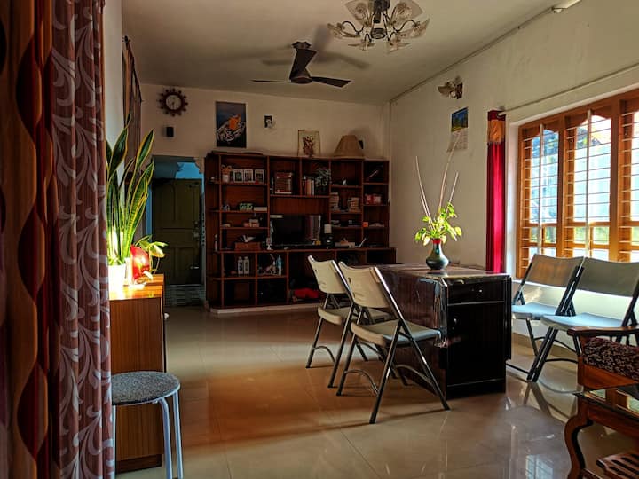 Live, Love, Laugh In
 Casa - Marayoor