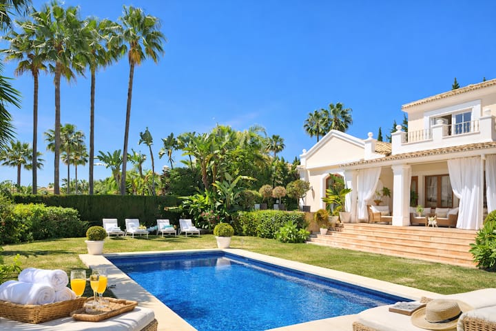 Noctua Villa Luxury Paraiso Estepona 001 - Costa del Sol