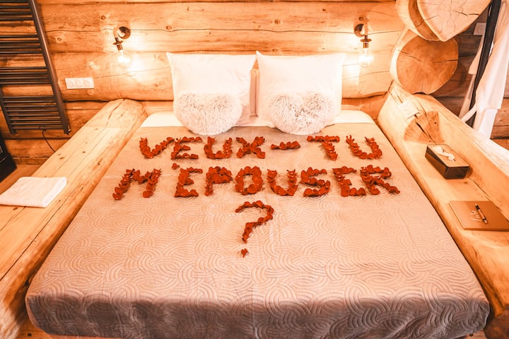Decoração romântica “Quer casar comigo?”.