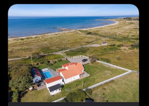 Spacious house by the beach with pool
