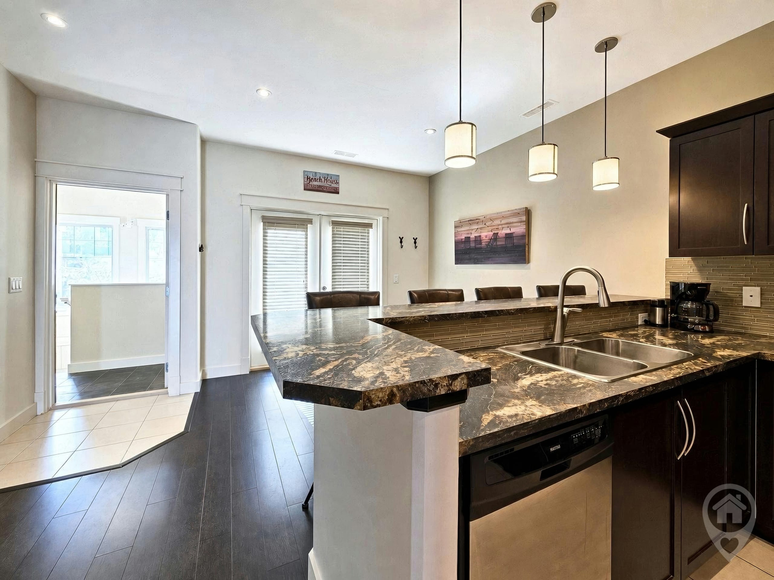Mountain View Home | Pet Friendly | AC - Photo 4
