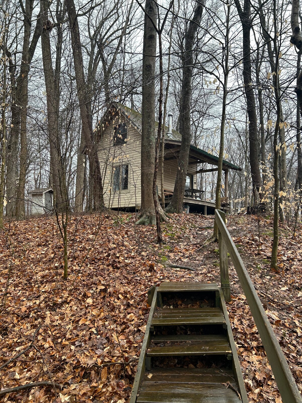 Eric’s Private Off Grid Cabin