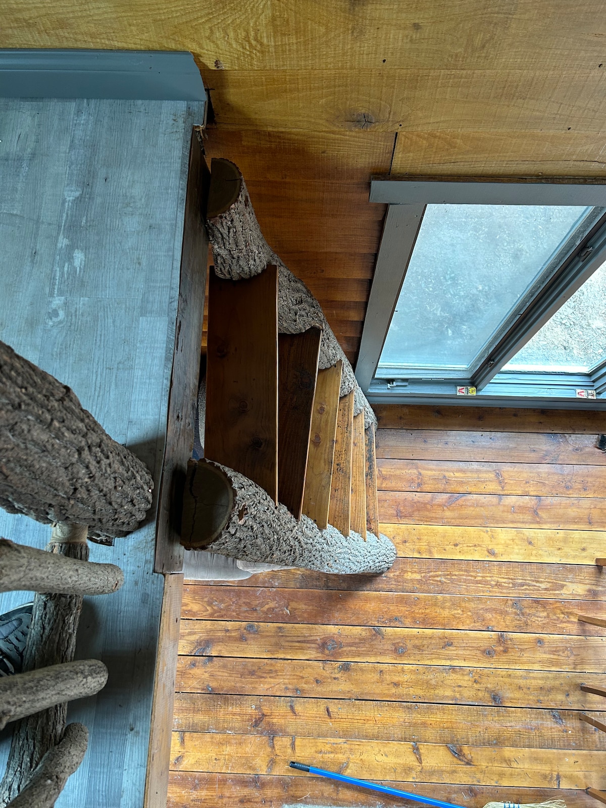 Eric’s Private Off Grid Cabin