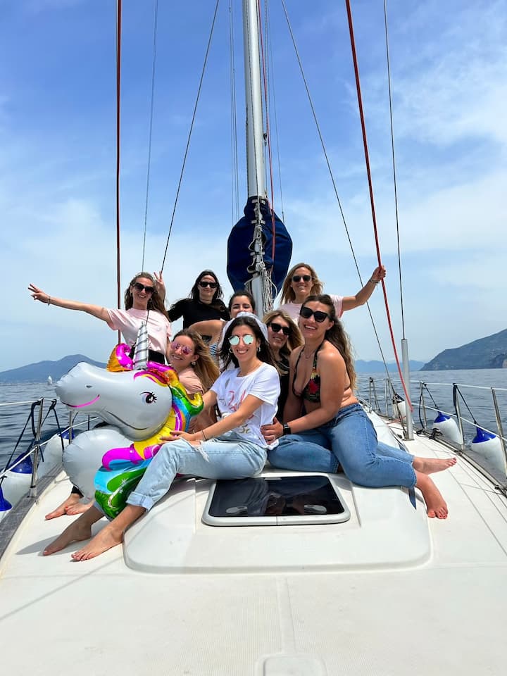 Royal Sorrento: Yacht Di Lusso & Tour Privati - Massa Lubrense