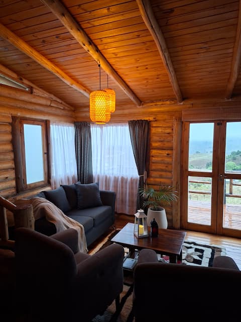Anuncio de Airbnb popular: La Autóctona: "Espinillo" Cabin en Villa Yacanto De Calamuchita