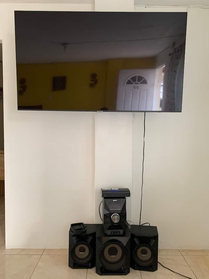 2bed/1bath Cerntral Kingston Near Us Embassy - Kingston