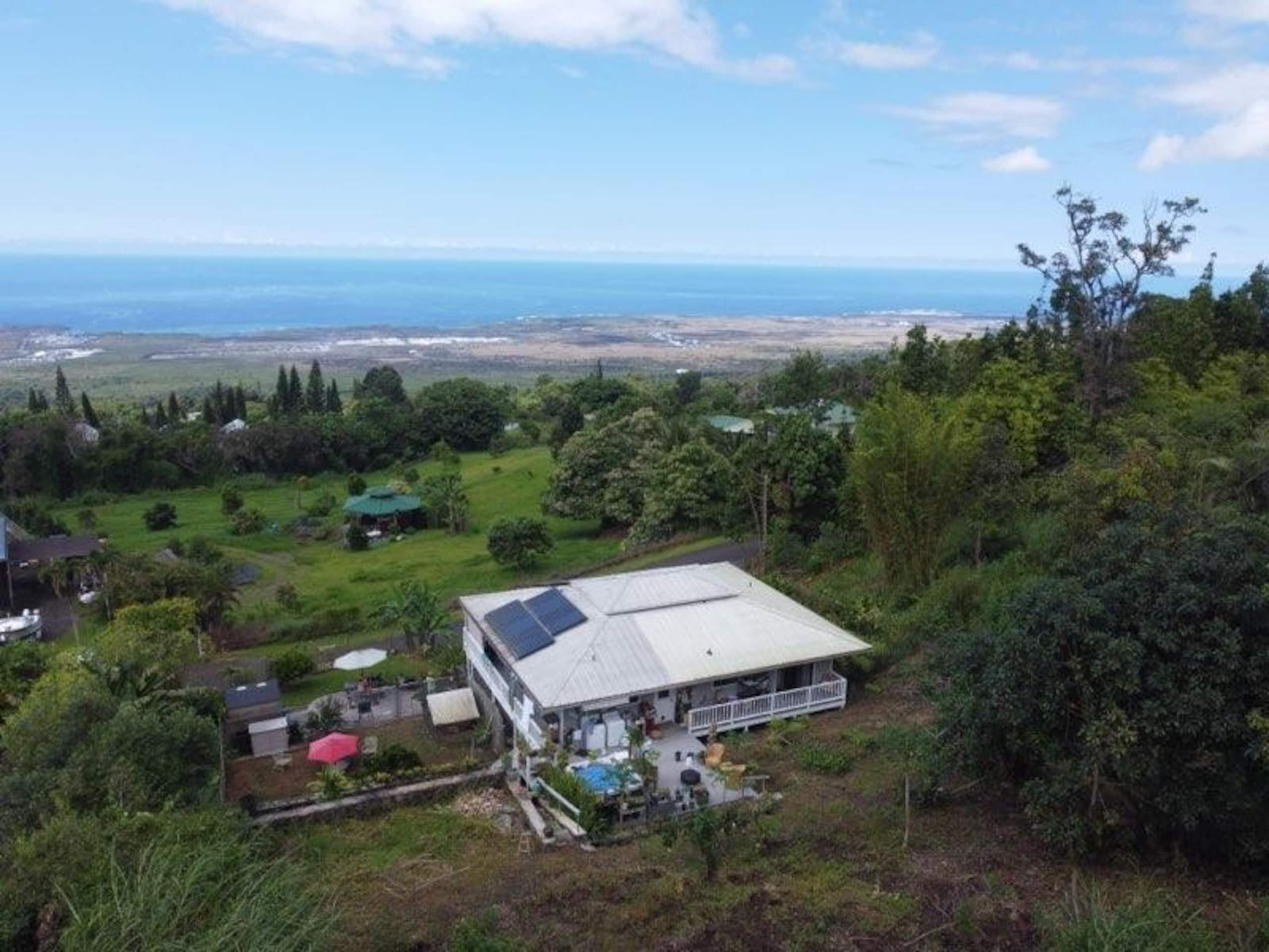 Country Petite Retreat, AMAZING view, fresh fruit - Photo 5