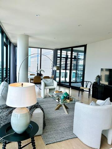 SYD CBD 3B2B Apartment QVB Westfield gallery image 5