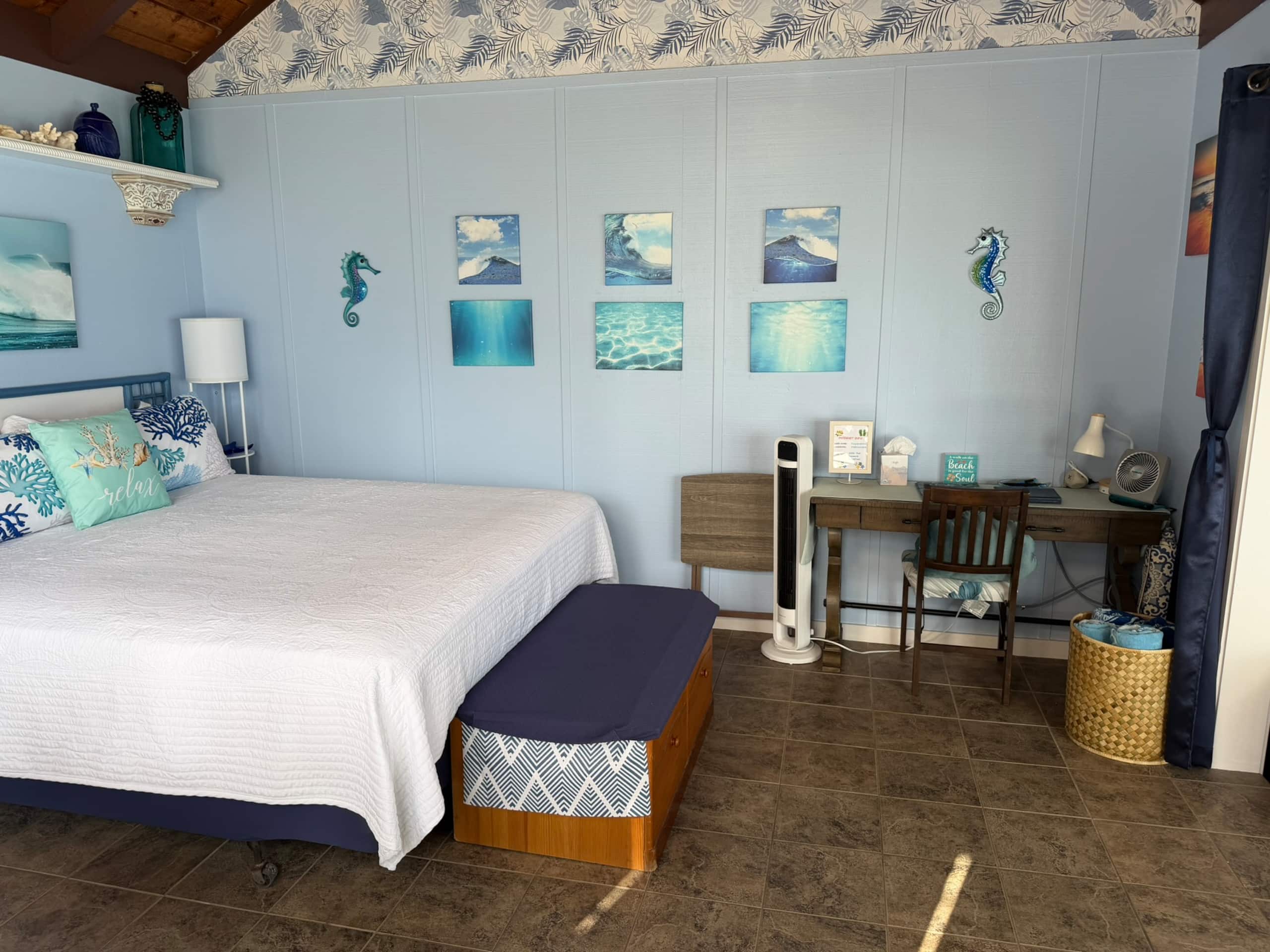 Aloha Beach Front Cottage - Image 13
