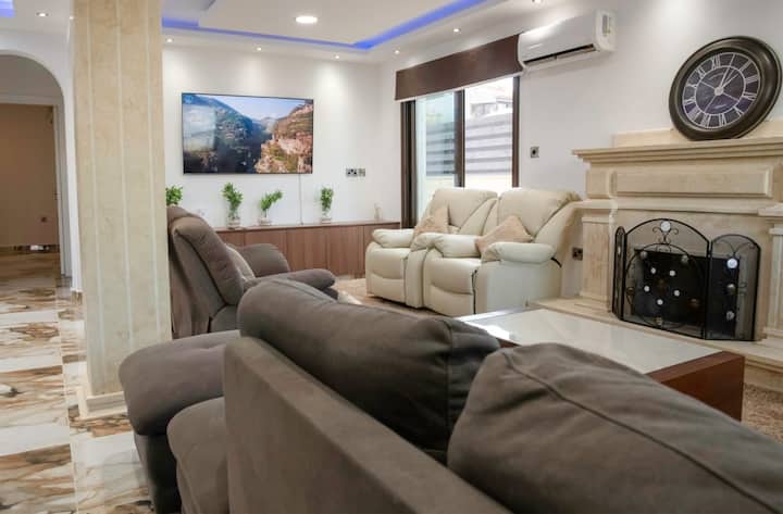 Private 5br Villa/sunset Roof&bbq Zone/near Beach - Paphos