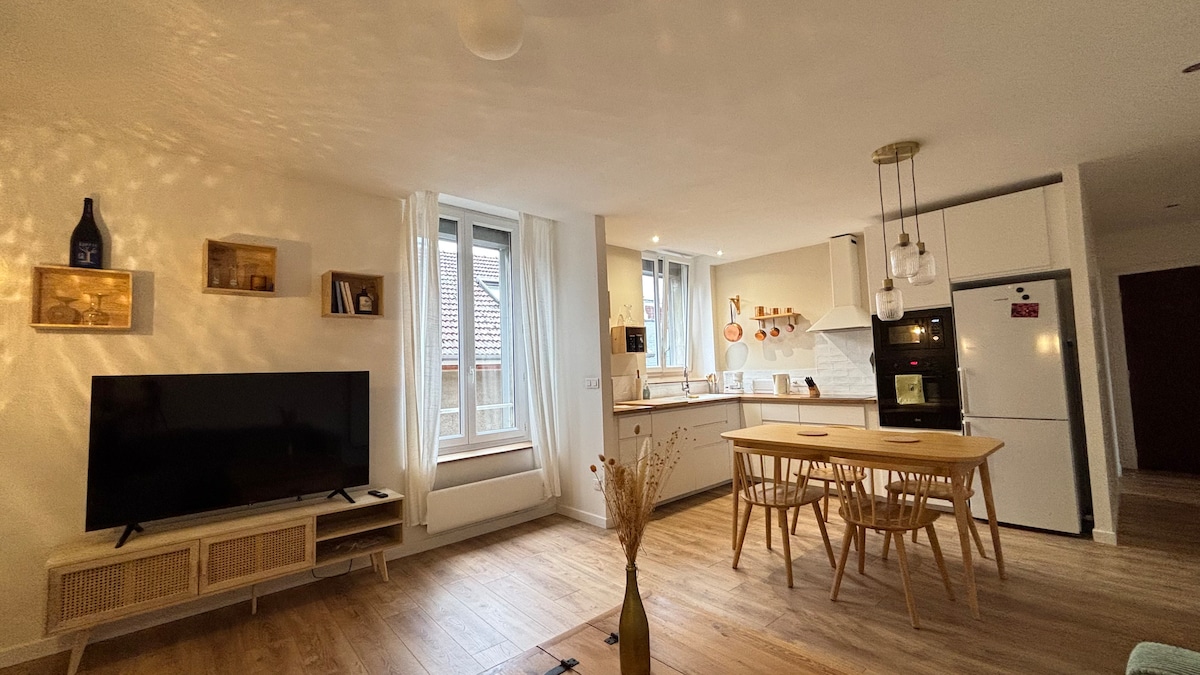 Annonce Airbnb populaire: Cozy apartment in the heart of Epernay - Chez Antoine à Épernay