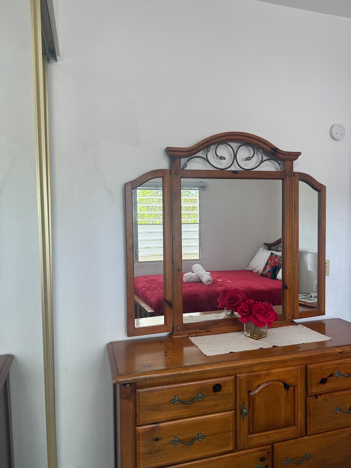 საძინებელი 1