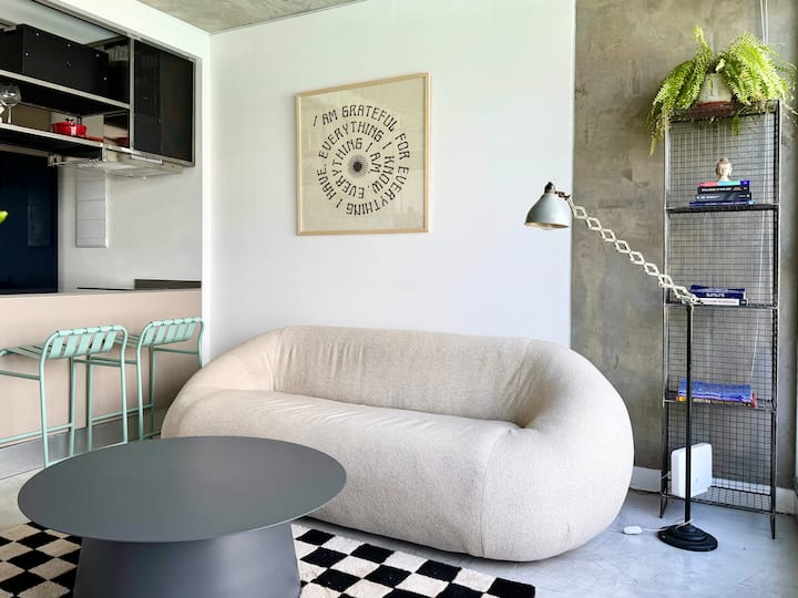 Furnished studio on the Palermo Hollywood–Colegiales border