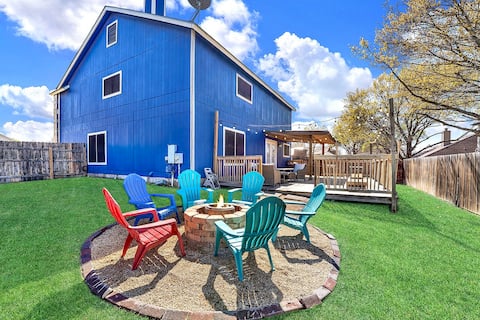 Movie Theater, HUGE Deck, King Beds, Large Rooms