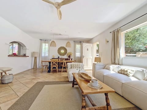 Villa rental for up to 6 people in south Corsica