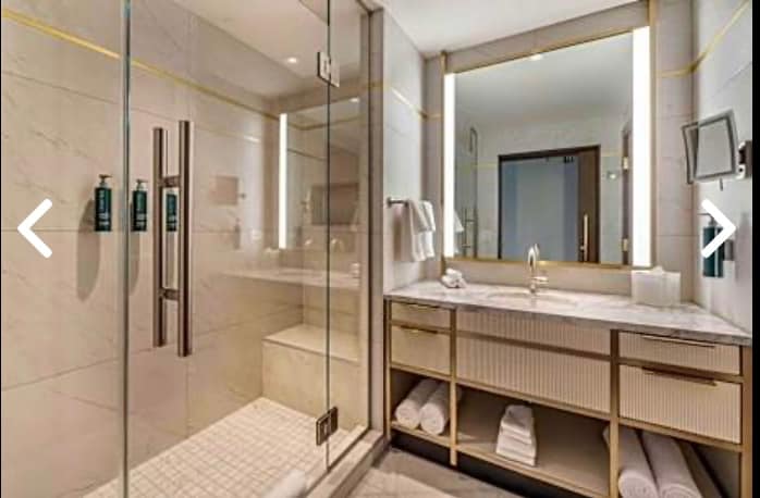 Ultra exclusive ELARA with stunning views