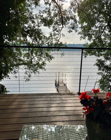 Modern Home with private beach on St Croix River gallery image 4