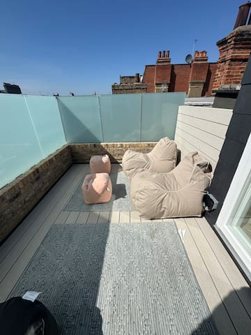 Stunning family home in Parsons Green gallery image 3