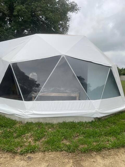 Dome and Camping "Punta Zapotal"