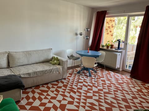Erfolgreiche Airbnb-Immobilie: 2-room apartment close to the city in Mittersendling