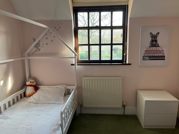 საძინებელი 3