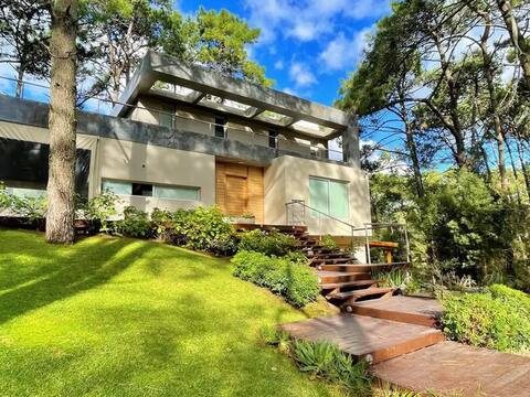 Espectacular casa sobre el Golf
