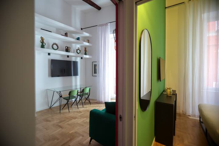 Alma de Chiaja – Prestigious Duplex with balconies gallery image 3