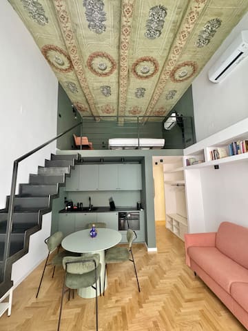 Alma de Chiaja – Prestigious Duplex with balconies