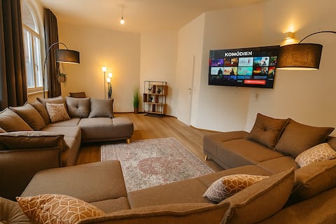 YFB 170 m², Netflix, 1 min. subway, 15 people, WiFi