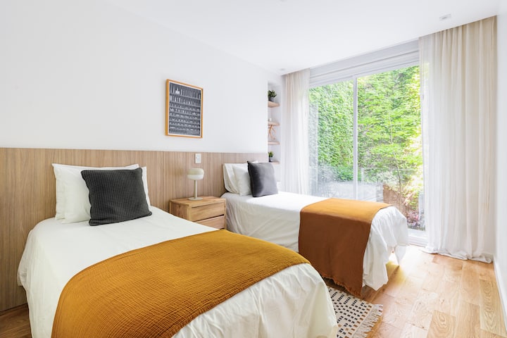 ВАРИАНТ 1 = 2 единични легла