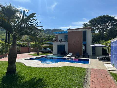 Spectacular Villa in Santagueda