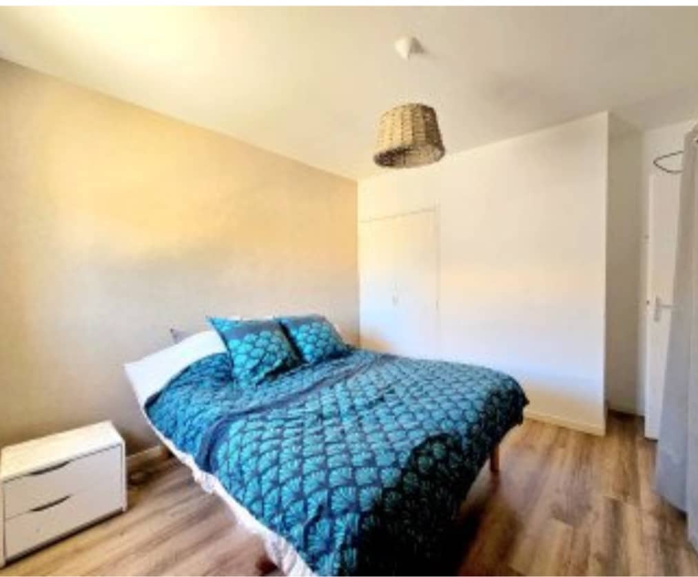 غرفة النوم 1