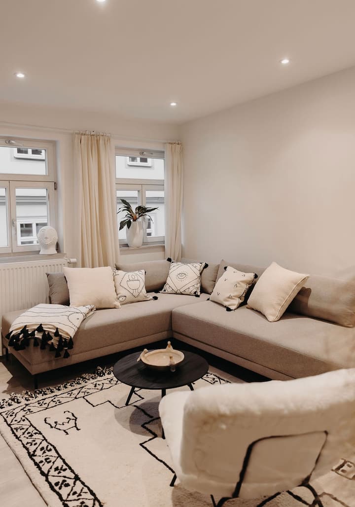 Unique And Central Boho Flat 3 - Coburg