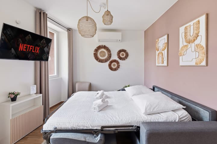 "Sweet" Neuf - Climatisé - Balcon - Centre Ville - Cavalaire-sur-Mer