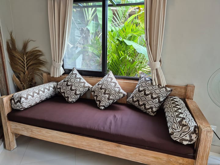 Villa Mb Ubud.  2 Kamar Tidur Kolam Renang Pribadi - Bali