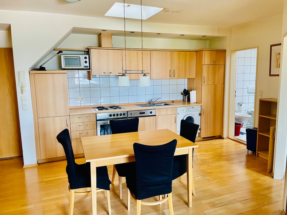 Popular Airbnb listing: Top Location, Frankfurt Westend-Süd in Westend Süd