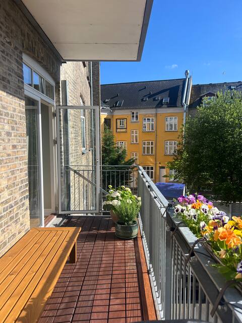 Magnificent apartment with balcony