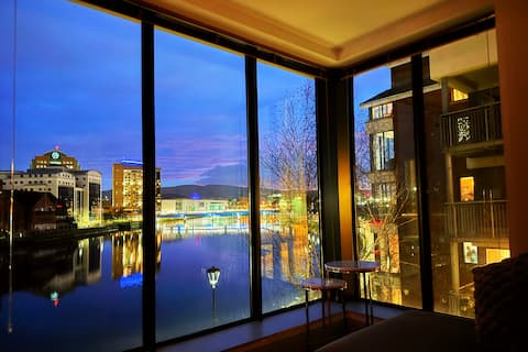 Popular Airbnb listing: Lagan Side View Apartment in Titanic