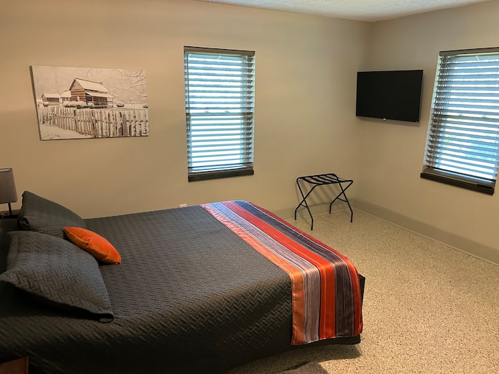 საძინებელი 4