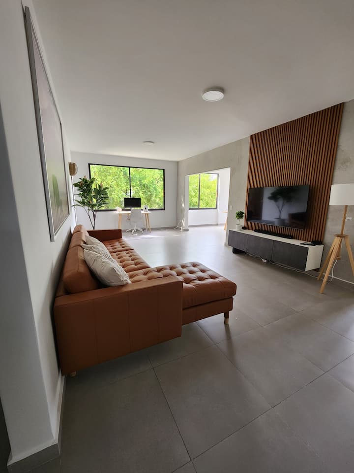 Penthouse W/ Prvt. Rooftop W/generator. Near Beach - San Juan
