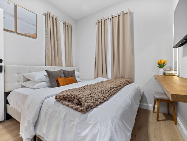 Fully Furnished LUX House gallery image 3