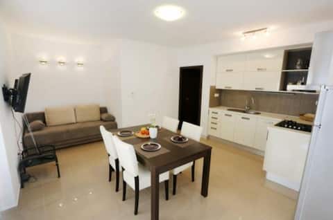 Successful Airbnb property: Lela apartments in Kožino