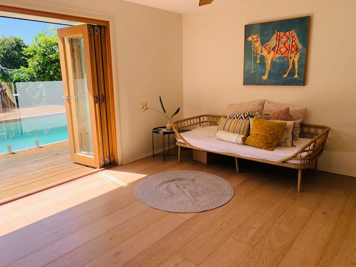 Comfy Room - Lennox Head
