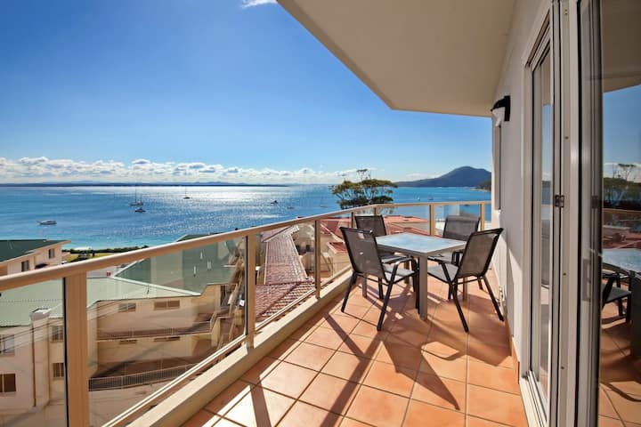 Barrington 707 Panoramic Views Over Shoal Bay - Nelson Bay