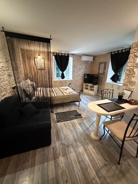 Top performing Airbnb: OLD TOWN ROMANTIC APARTMENT in Grad šibenik